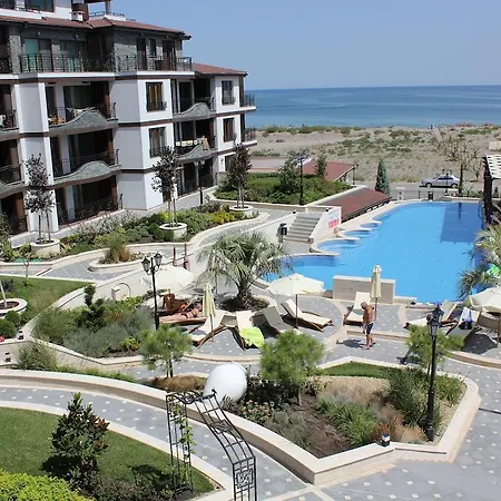 Boutique Rose Gardens Apartment *